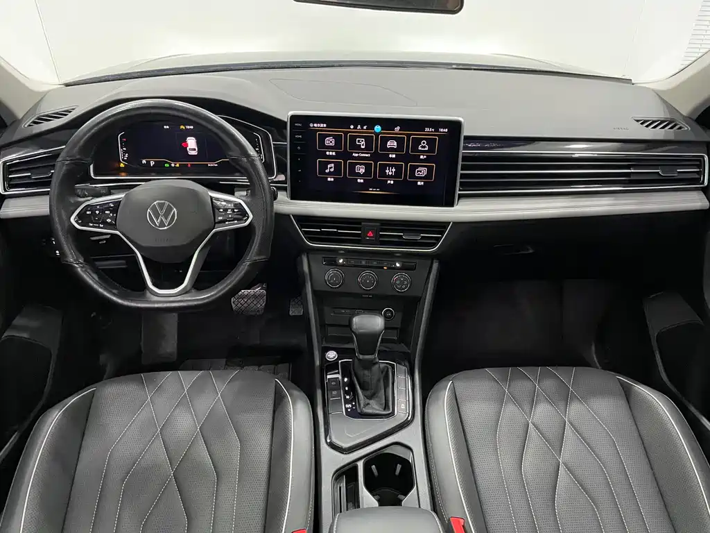 Volkswagen Tiguan L 2023