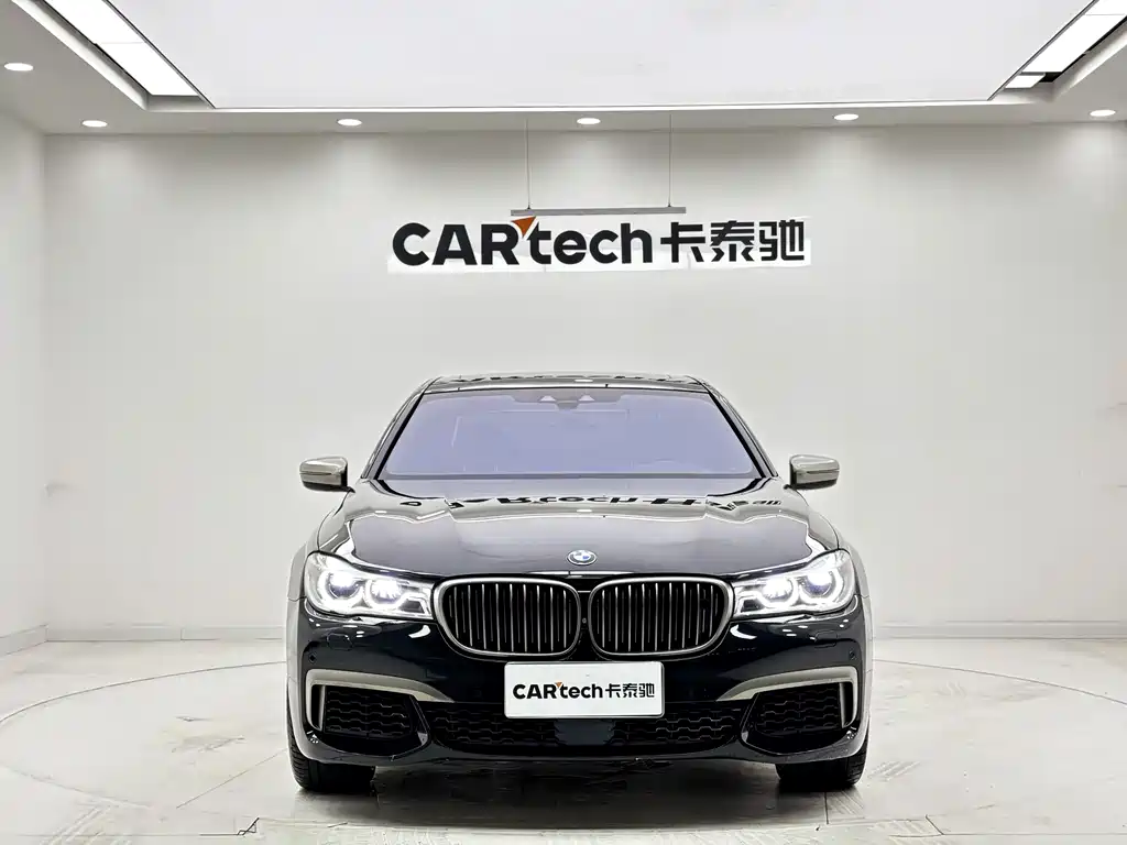 BMW 7 Series 2020 — фото 2