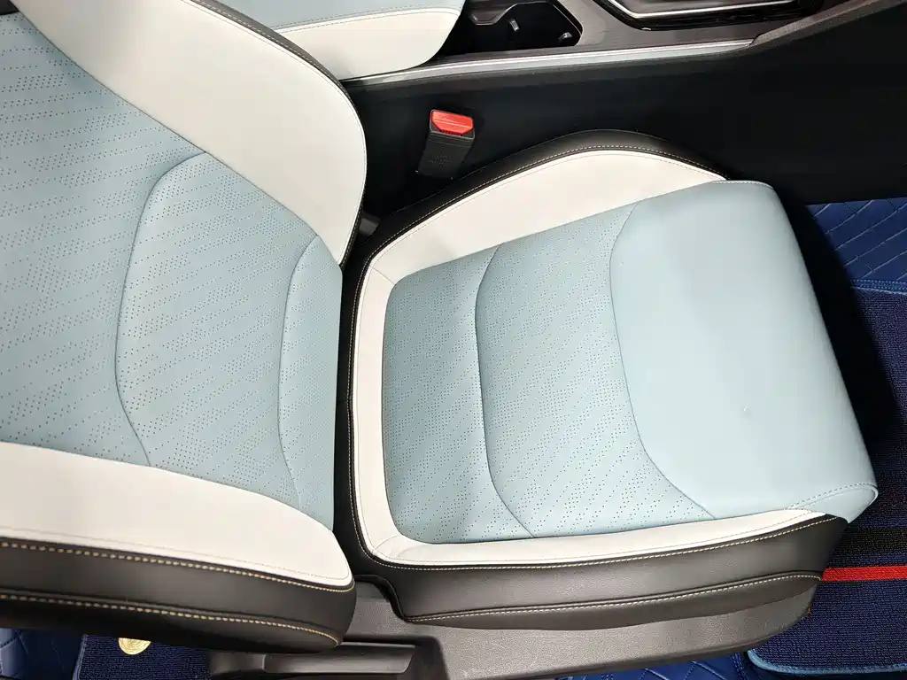Geely Emgrand S 2023 — фото 13