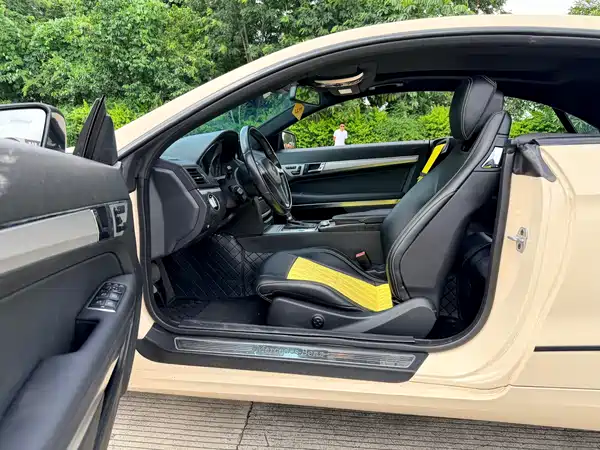 Mercedes-Benz E-Class 2012