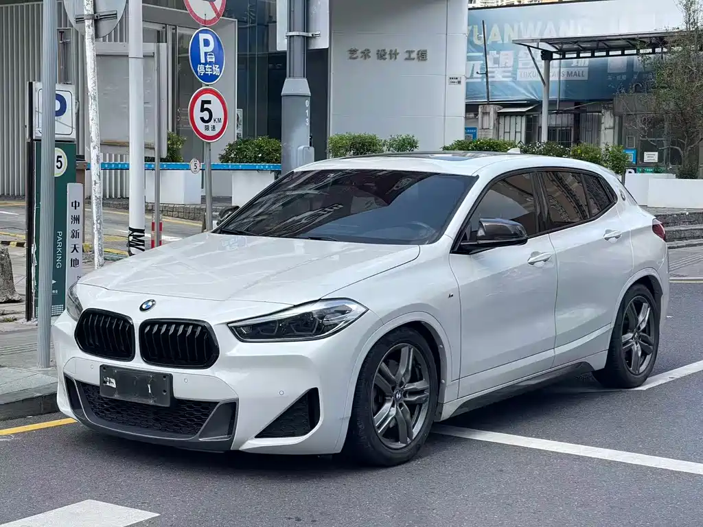 BMW X2 2021 — фото 1