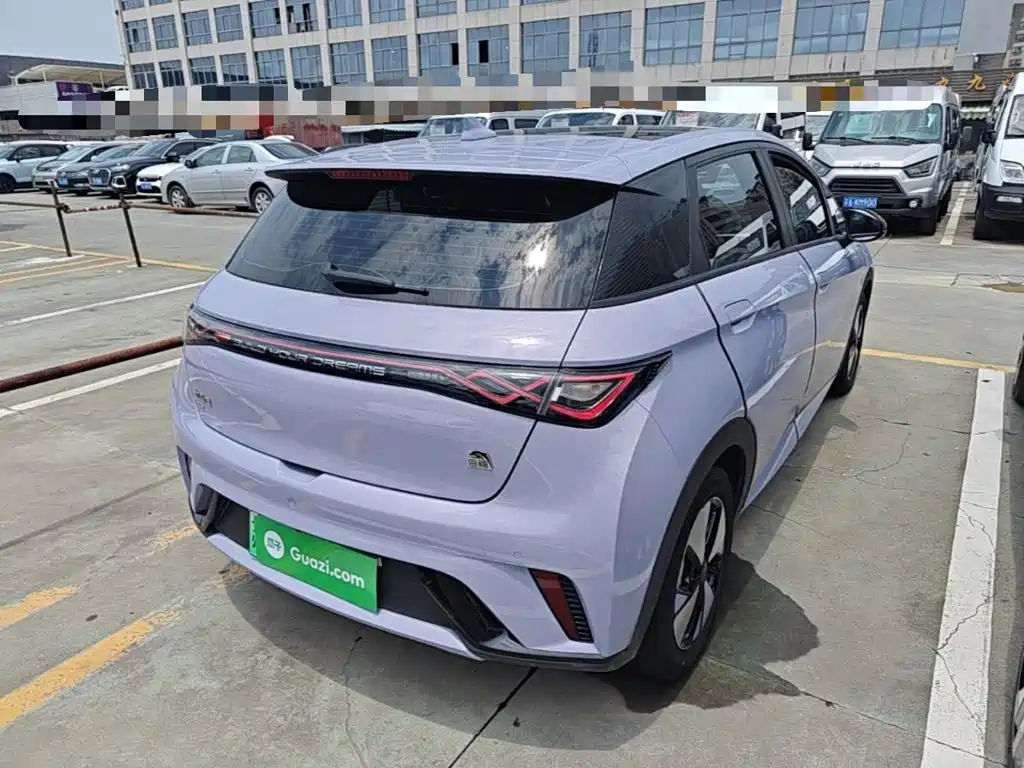 BYD Dolphin 2023