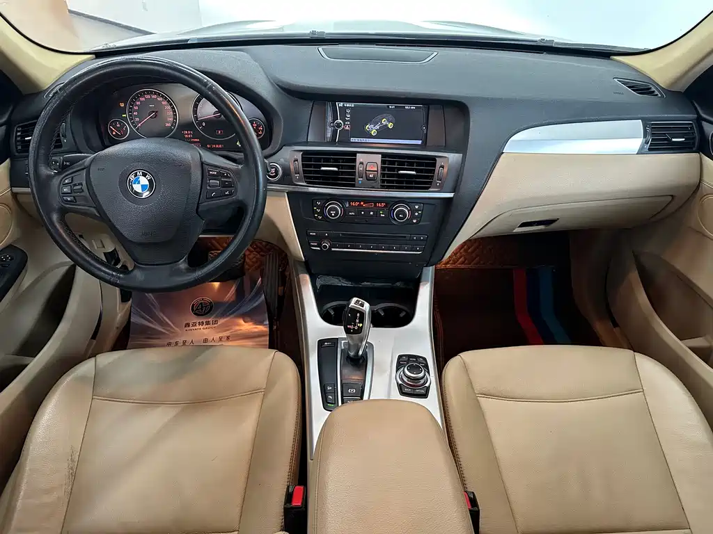 BMW X3 2012 — фото 17
