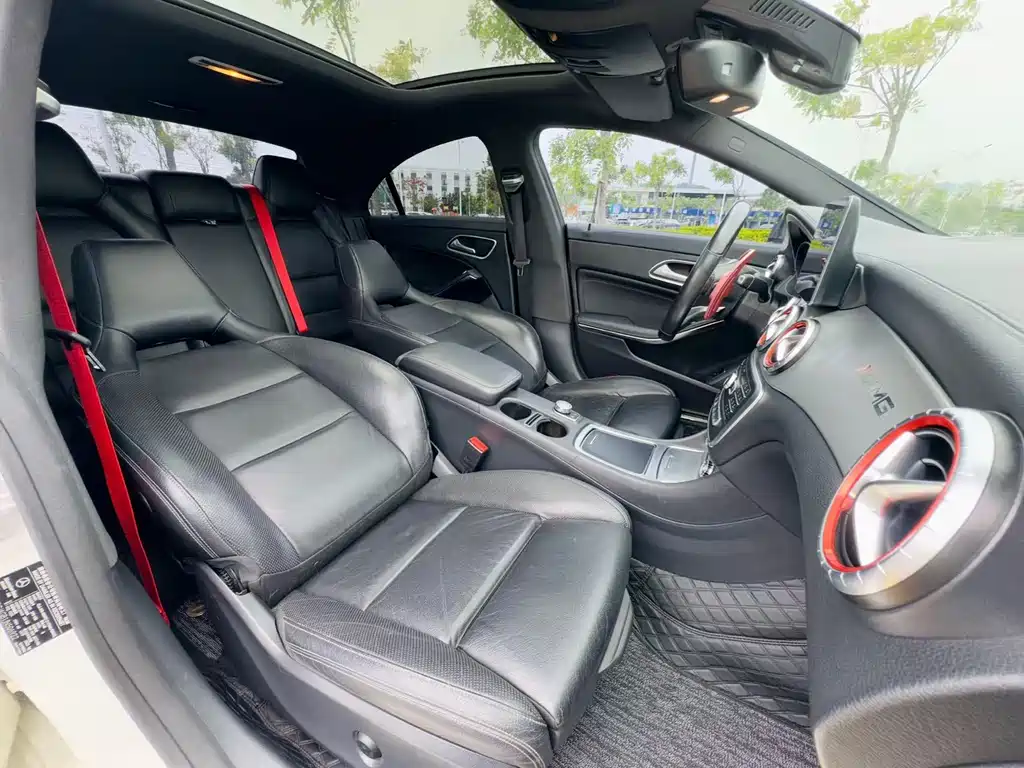 Mercedes-Benz CLA 2017 — фото 20