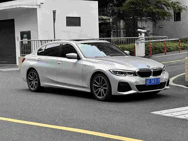 BMW 3 Series 2021