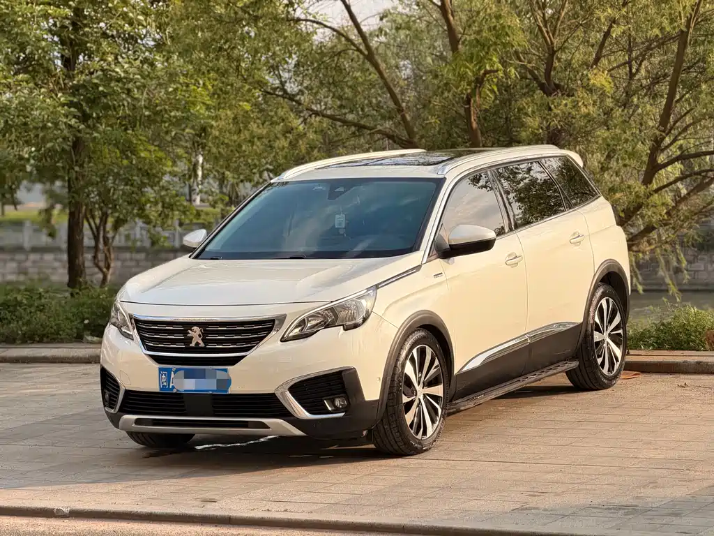 Peugeot 5008 2018 — фото 1