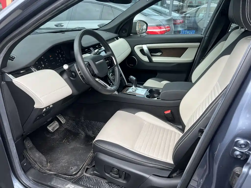 Land Rover Discovery Sport 2022 — фото 3