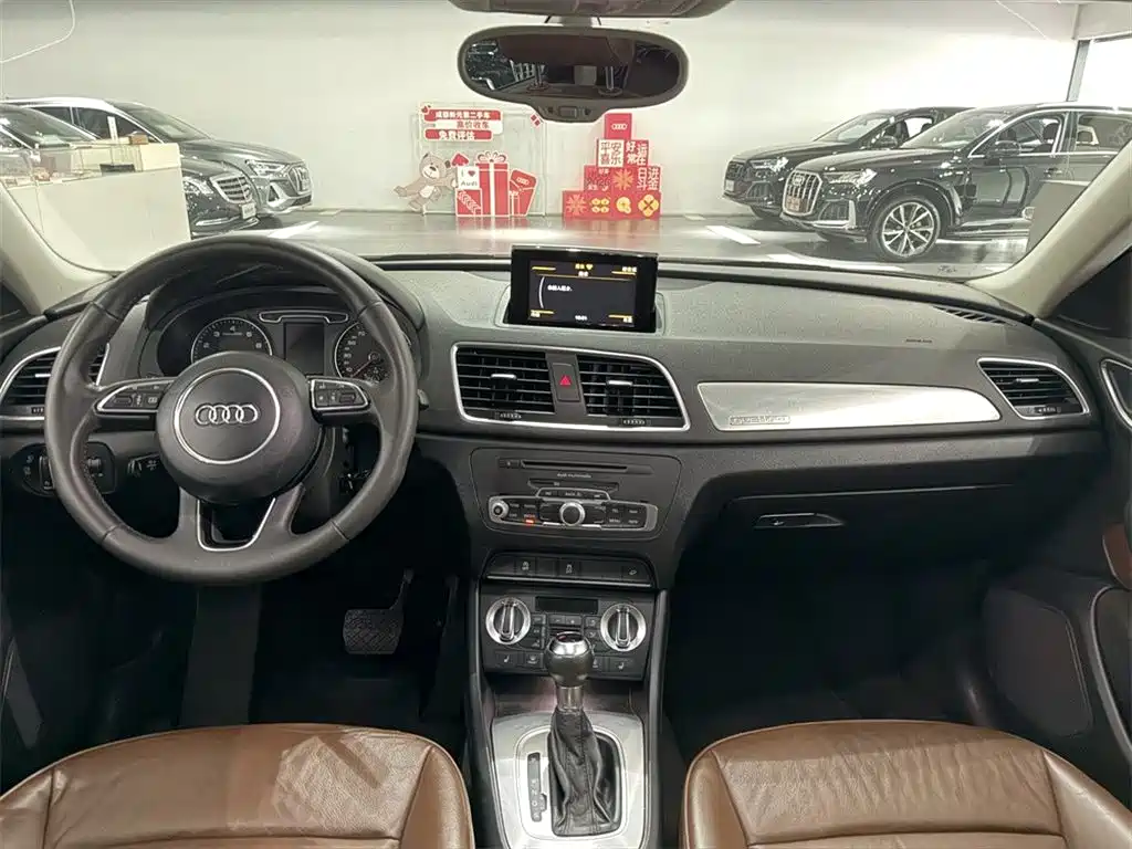 Audi Q3 2014 — фото 6
