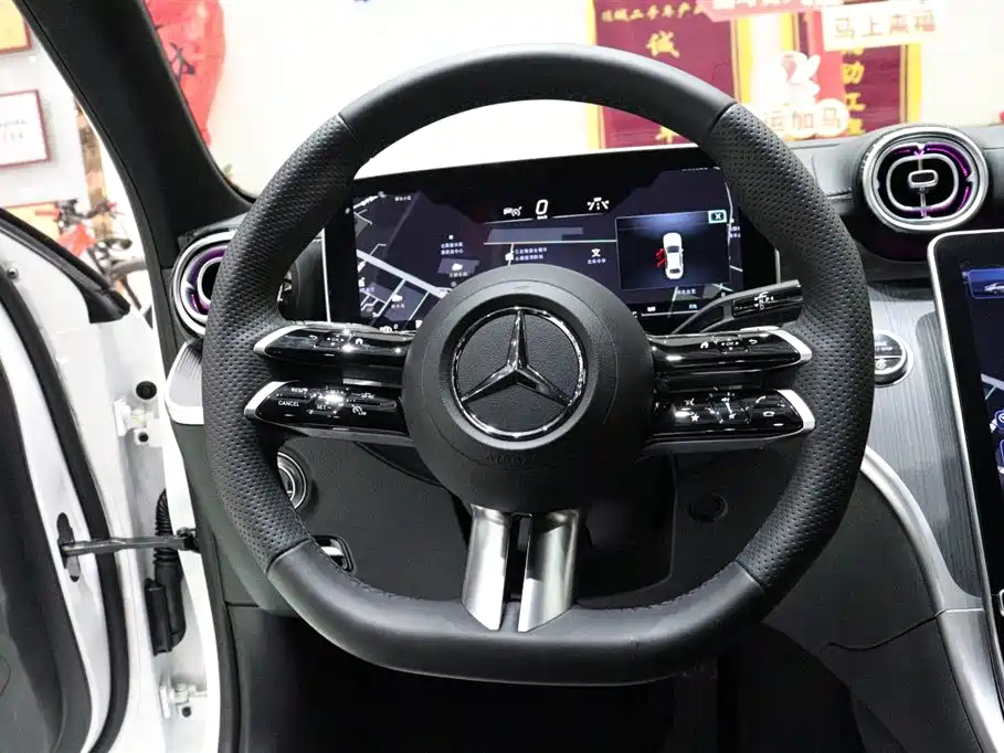Mercedes-Benz C-Class 2024 — фото 14