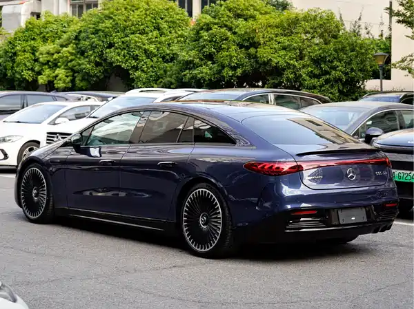 Mercedes-Benz EQS AMG 2025