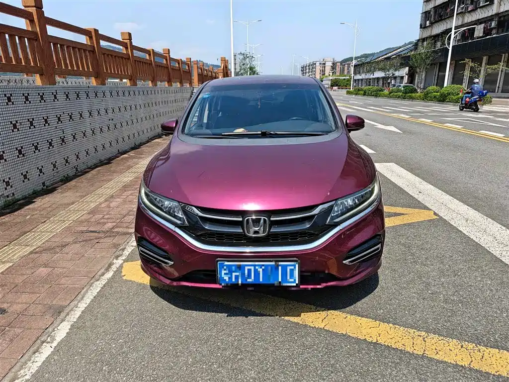 Honda Jade 2017 — фото 2
