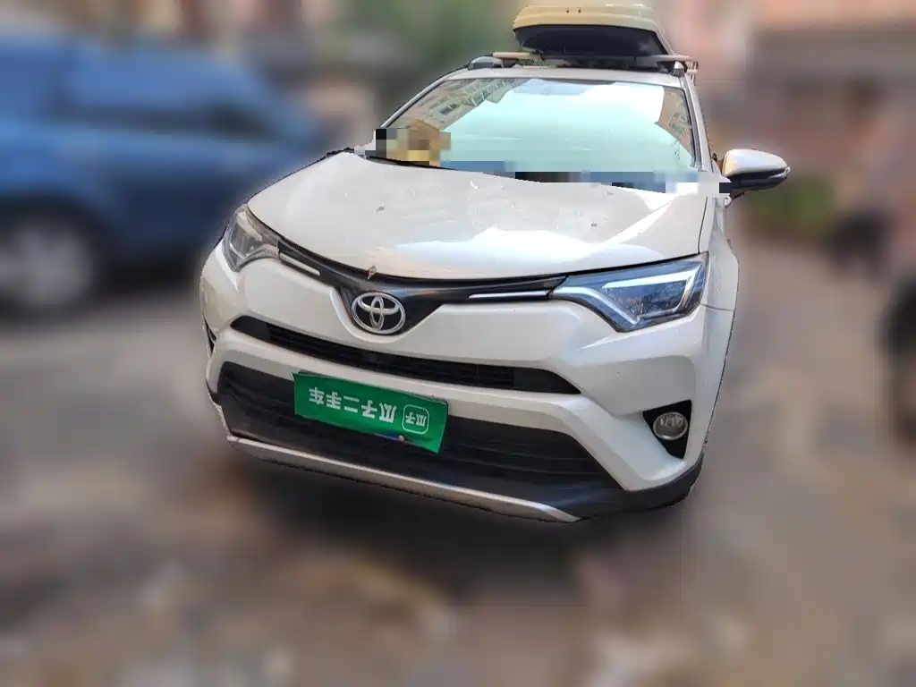 Toyota RAV4 2016 — фото 24