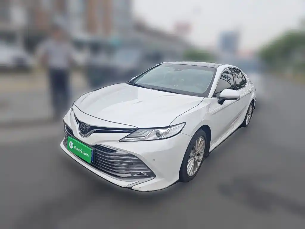 Toyota Camry 2019