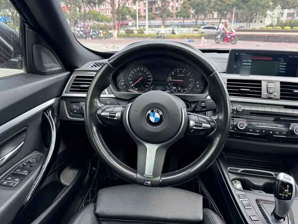 BMW 3 Series GT 2019 — фото 14