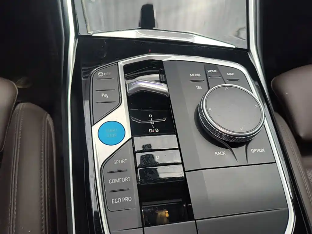 BMW i3 2023 — фото 14