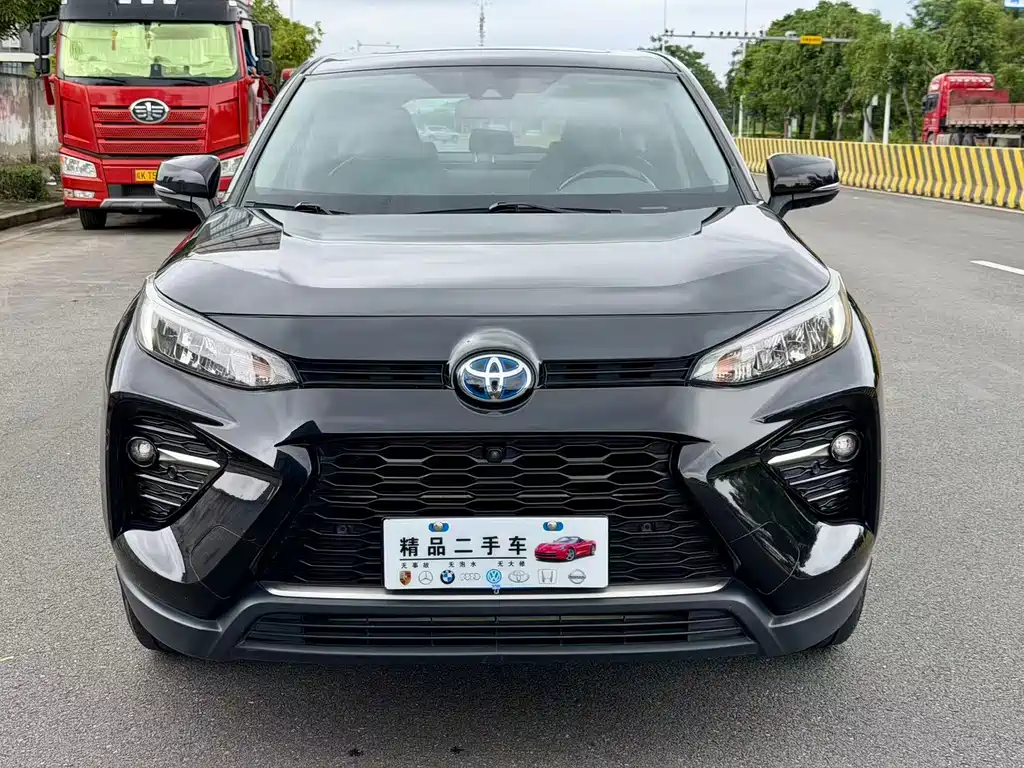 Toyota Wildlander 2022 — фото 2