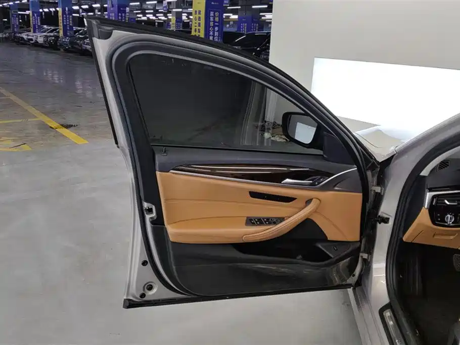 BMW 5 Series 2018