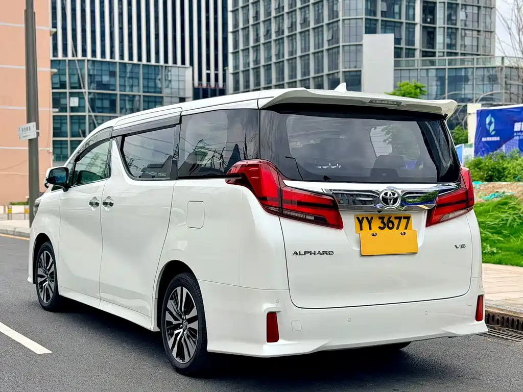 Toyota Alphard 2026 — фото 11