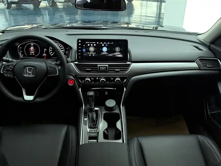 Honda Accord 2022 — фото 12