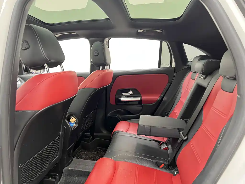 Mercedes-Benz GLA AMG 2022 — фото 18