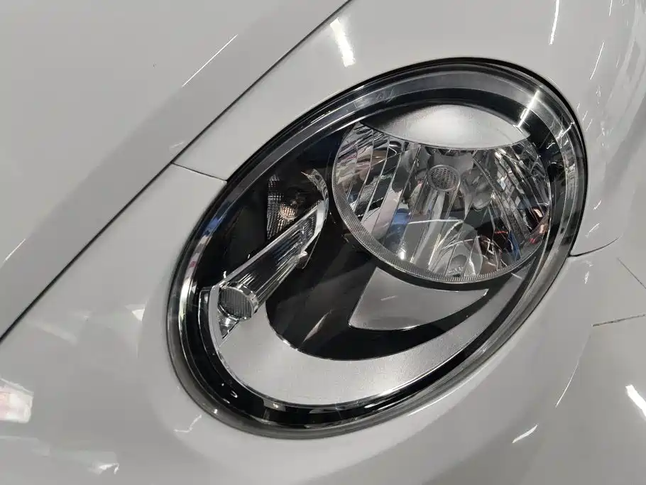 Volkswagen Beetle 2014