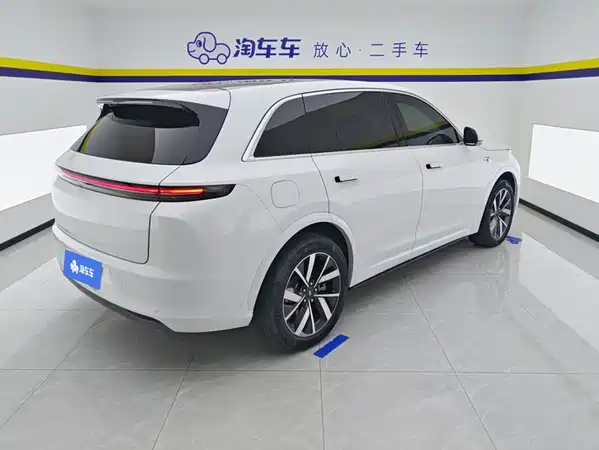 Li Auto L7 2024