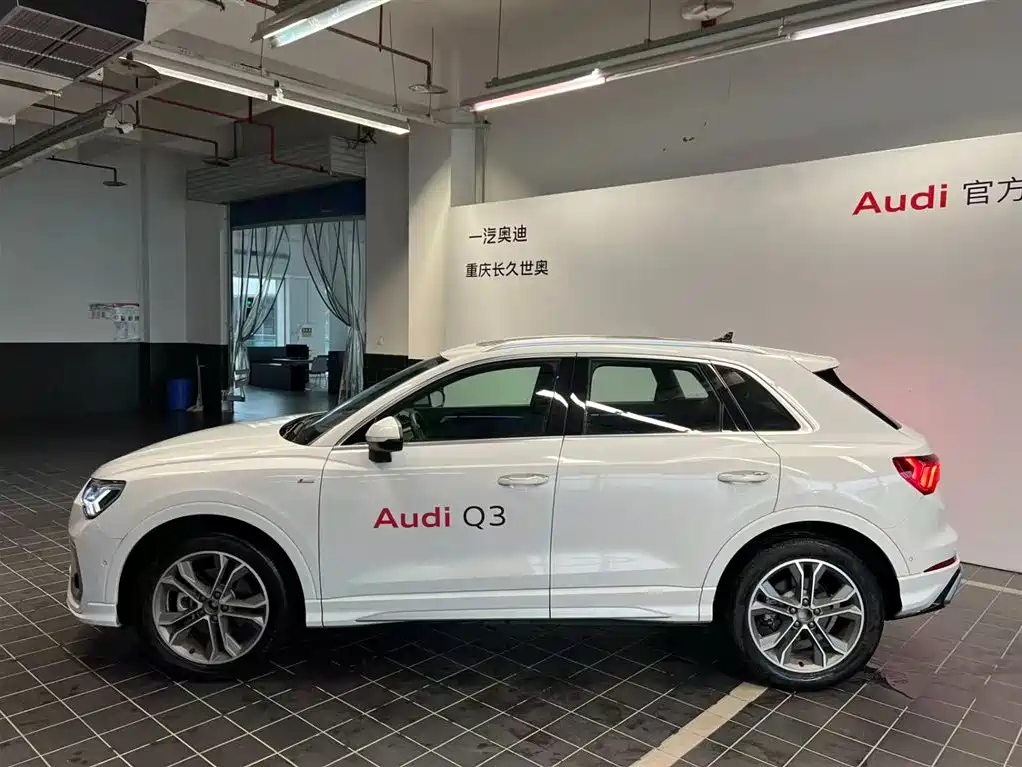 Audi Q3 2024 — фото 3