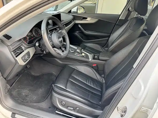 Audi A4L 2017