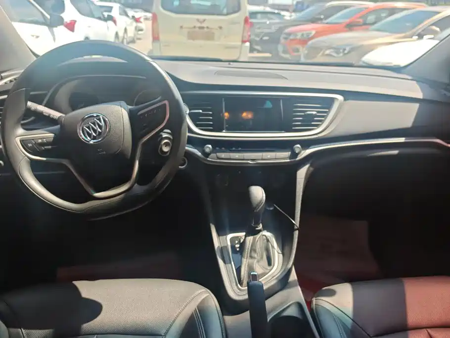 Buick Excelle 2021 — фото 12
