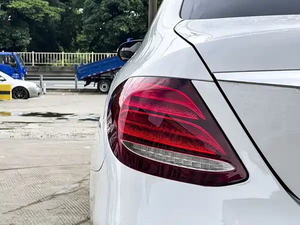 Mercedes-Benz E-Class 2019