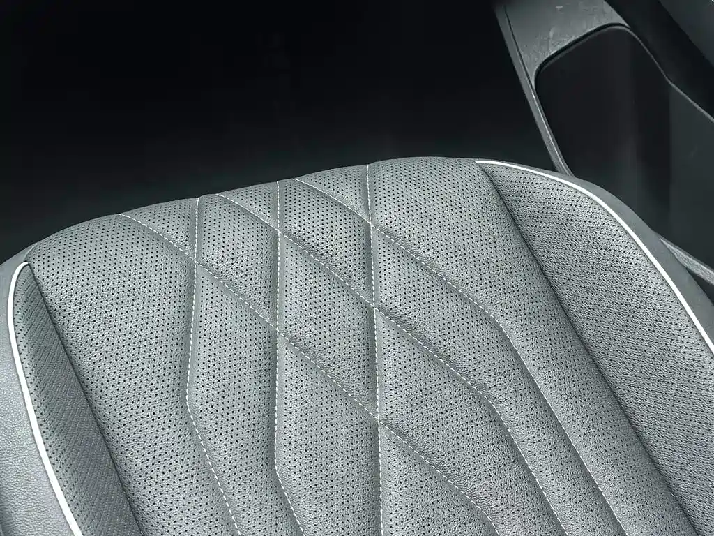 Volkswagen Tiguan L 2022 — фото 28