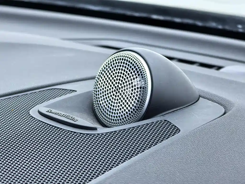Volvo XC60 2018 — фото 6