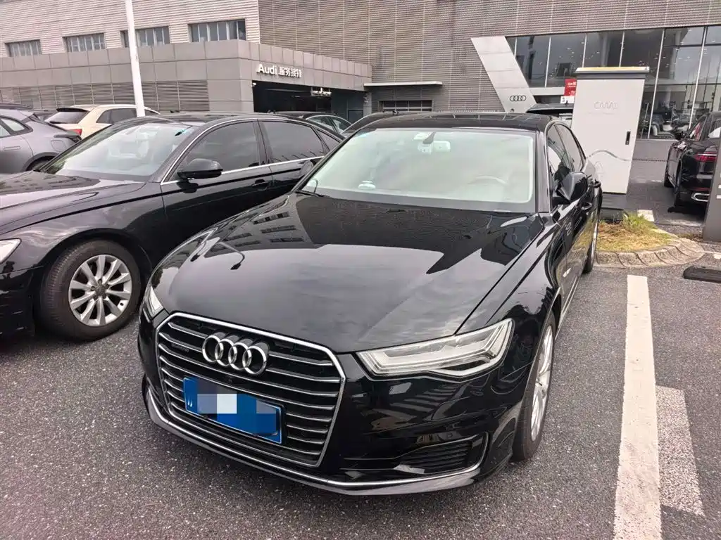 Audi A6L 2016 — фото 1