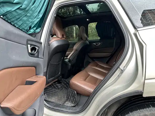 Volvo XC60 2020