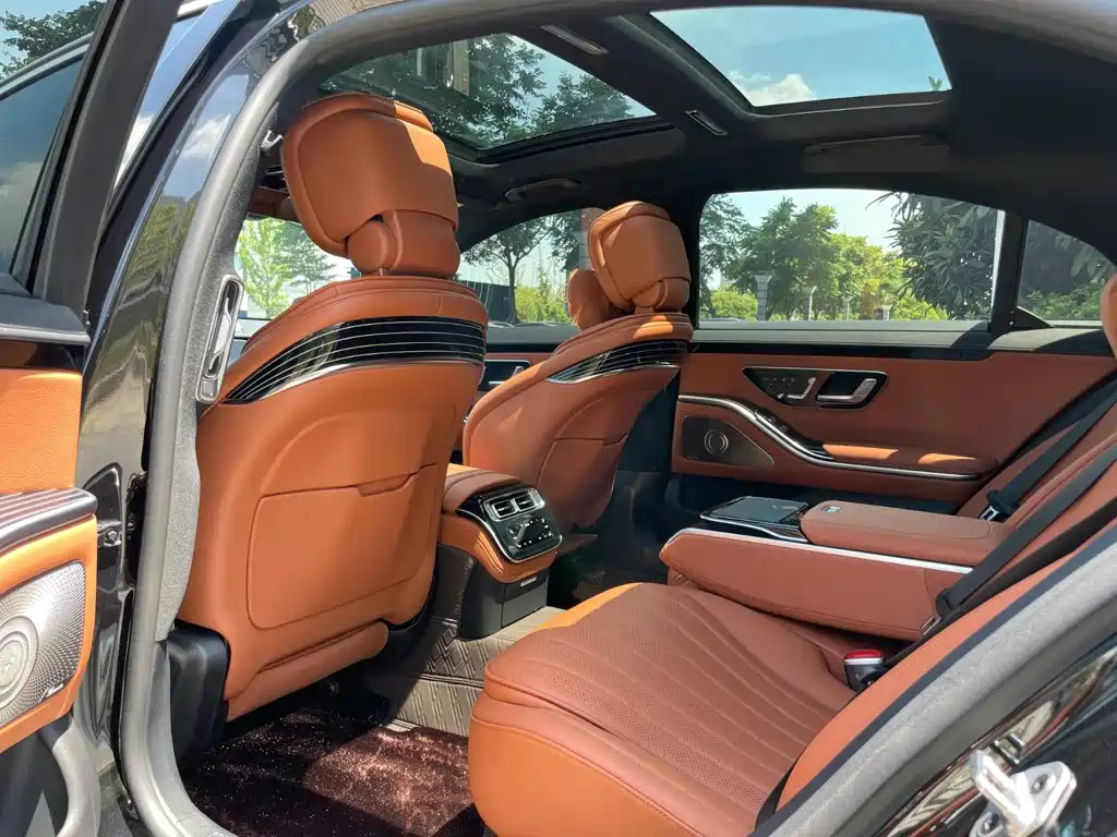 Mercedes-Benz S-Class 2023 — фото 13