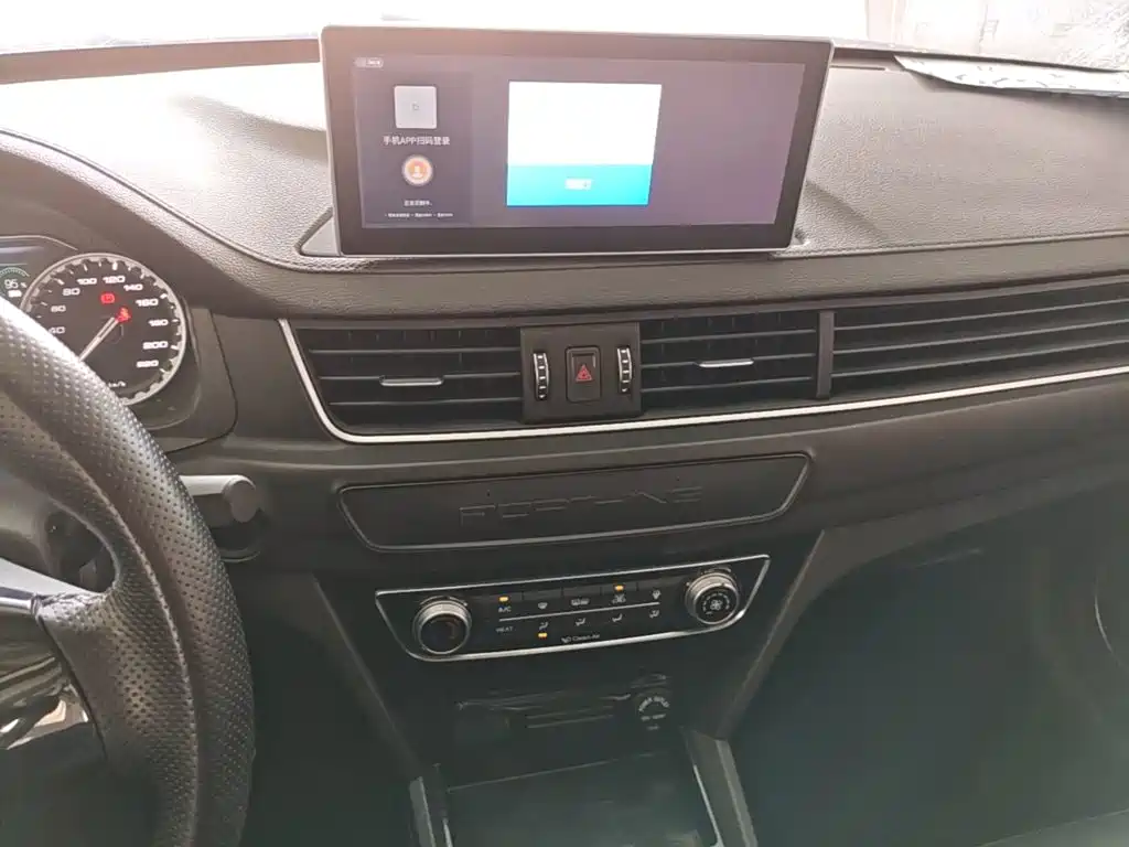 Dongfeng Fengxing S50EV 2022 — фото 13