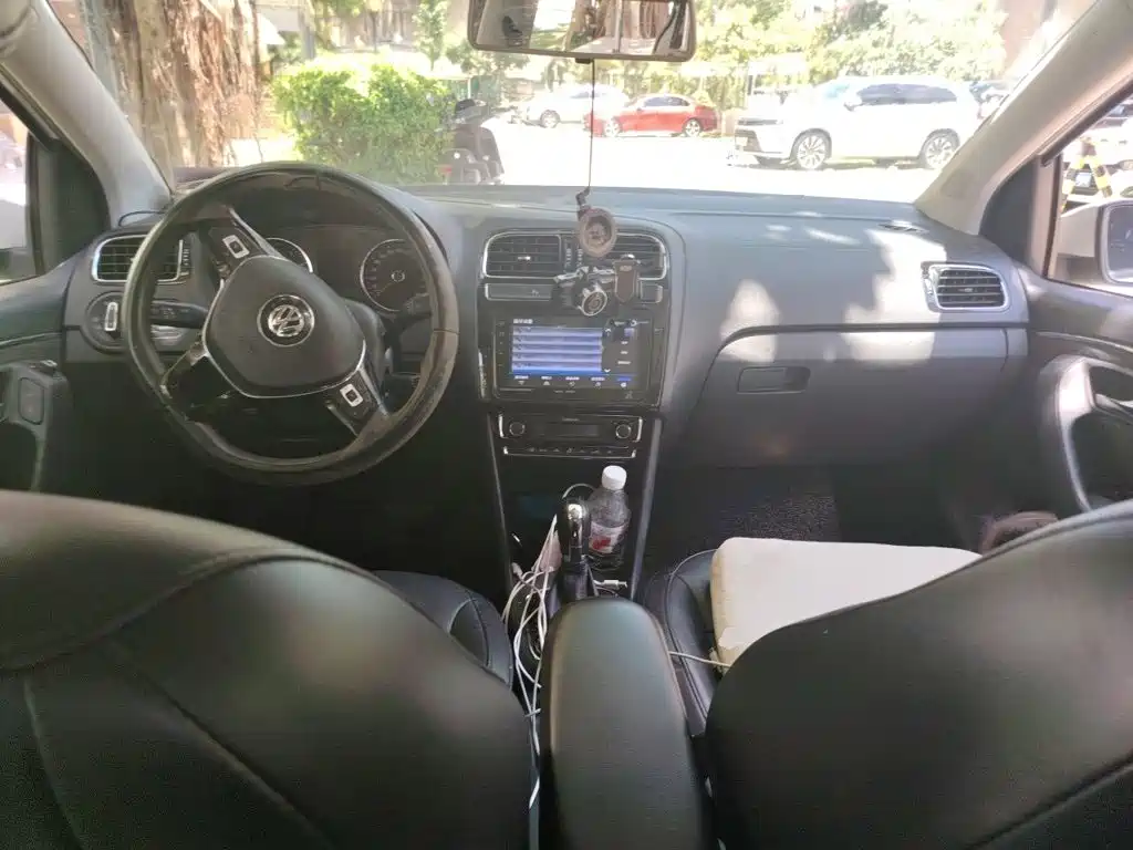 Volkswagen Polo 2016