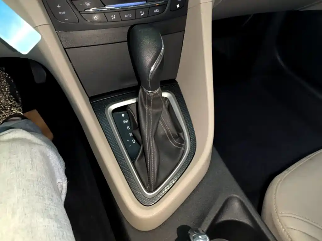 Buick Excelle 2020 — фото 14