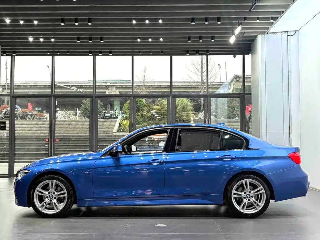 BMW 3 Series 2015 — фото 9