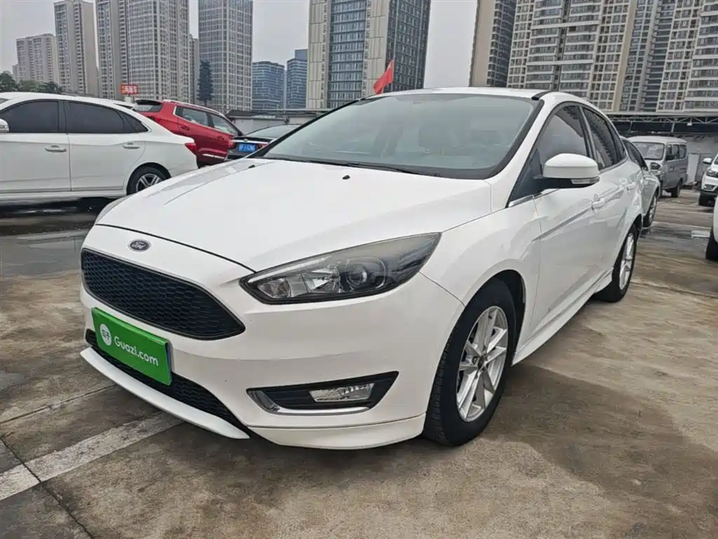 Ford Focus 2016 — фото 1