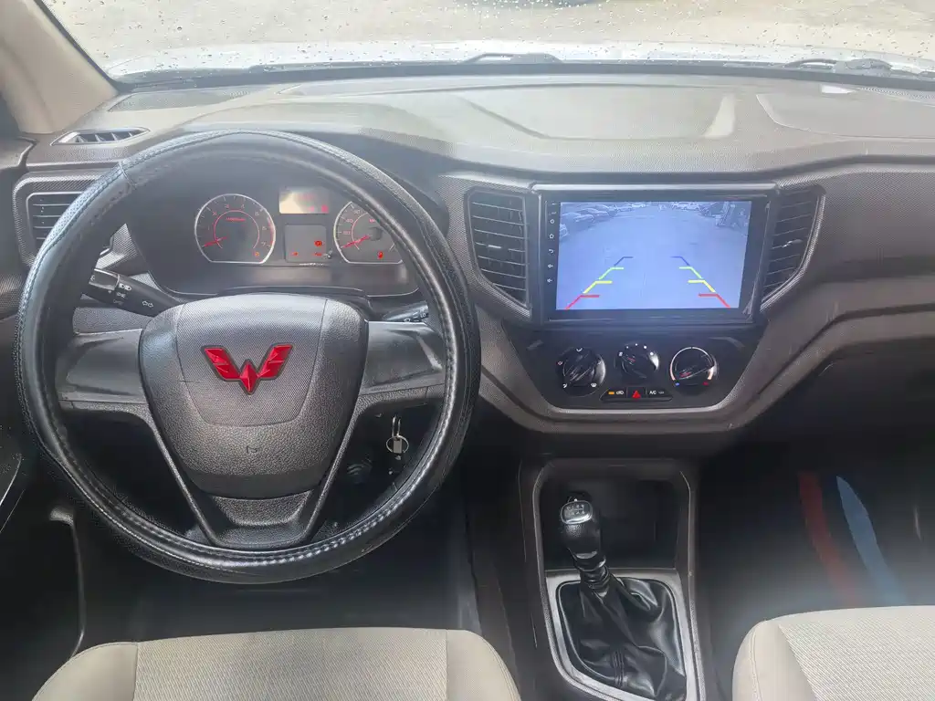 Wuling Hongguang V 2023 — фото 10