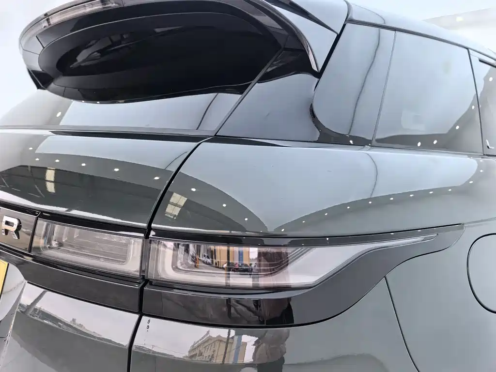 Land Rover Evoque 2022 — фото 19