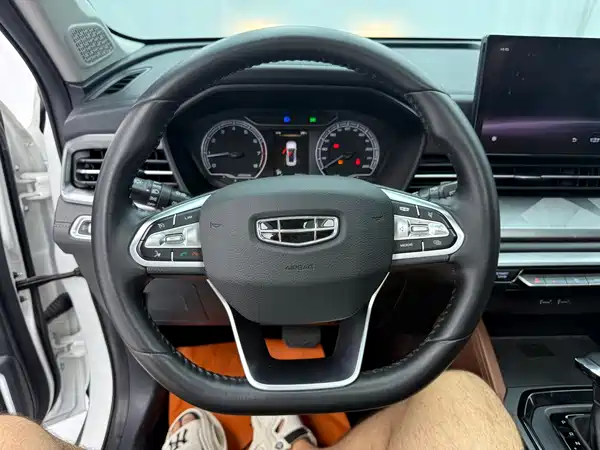 Geely Vision X6 2022