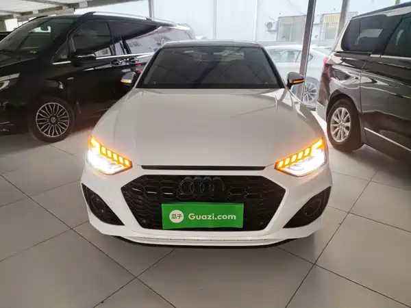 Audi A4L 2020