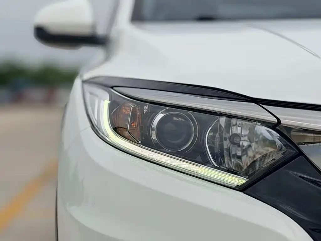 Honda Vezel 2021 — фото 20