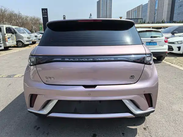 BYD Dolphin 2022