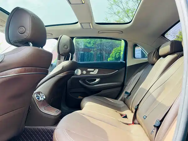 Mercedes-Benz E-Class 2023