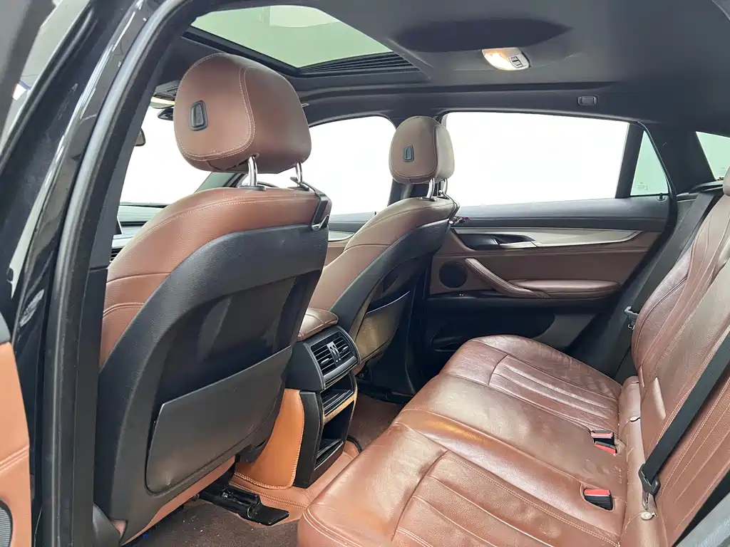 BMW X6 2019 — фото 17