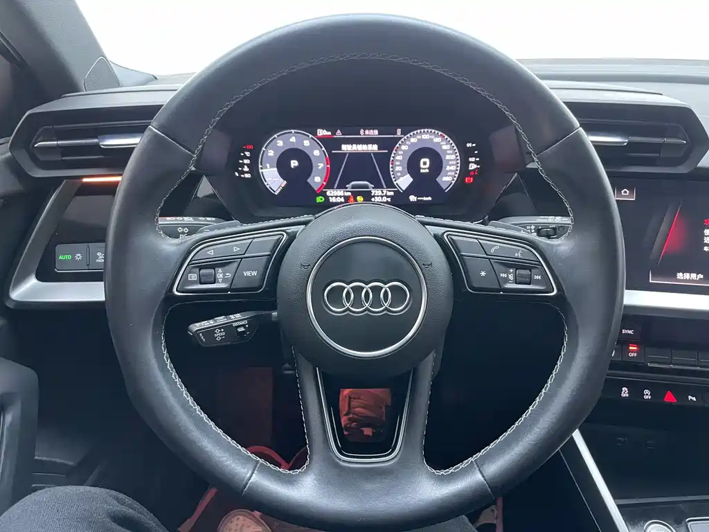 Audi A3 2022 — фото 9