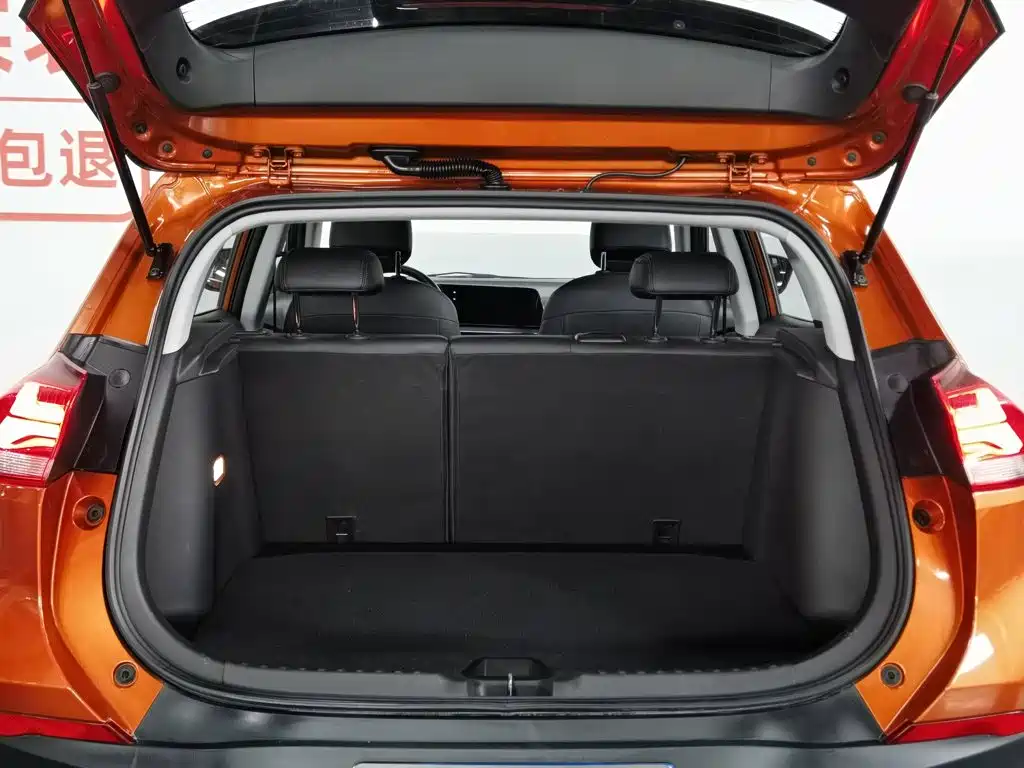 Chevrolet Trax 2023 — фото 16